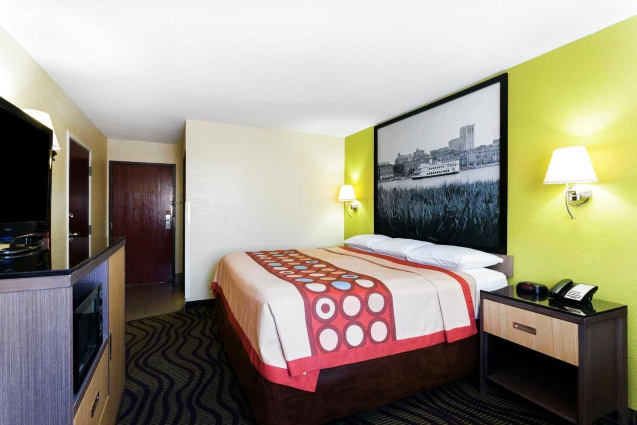 Super 8 By Wyndham Brunswick/St Simons Island Area Exterior foto